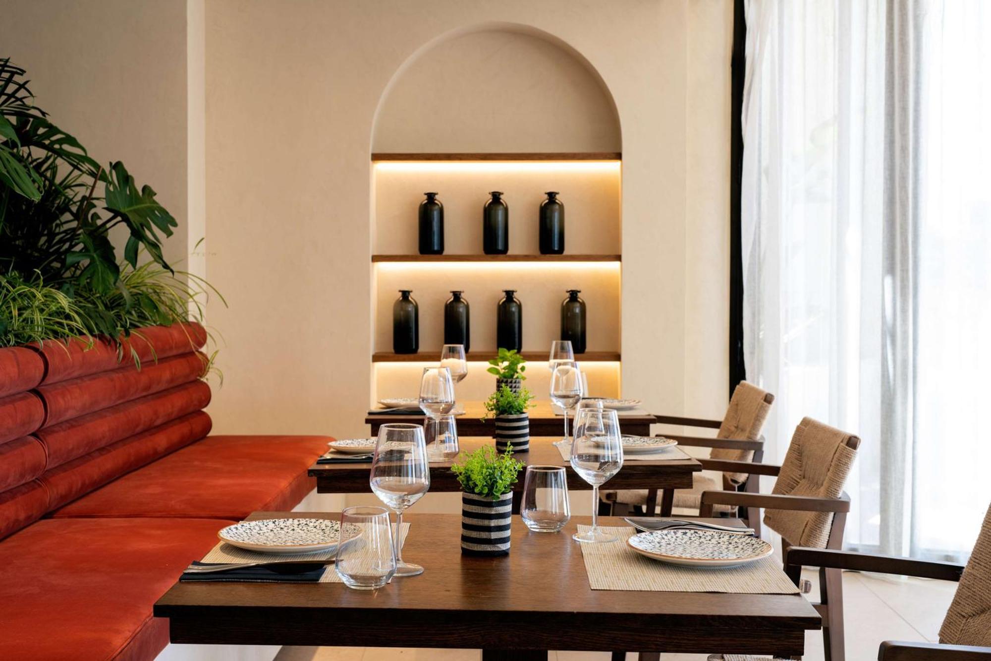 Isla Brown Chania Resort, Curio Collection By Hilton Stavrós Exterior foto